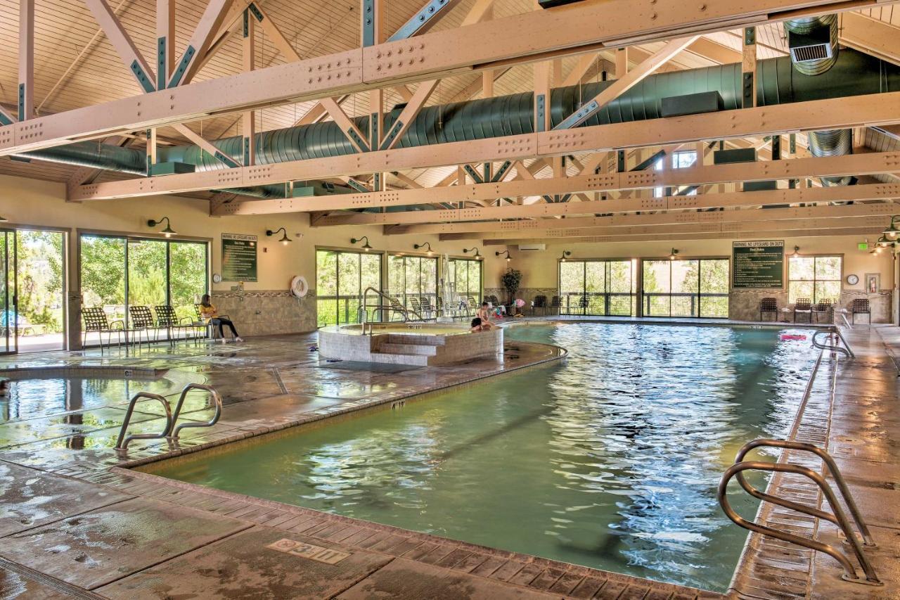 Chalet At Running Y Resort With Wraparound Deck! Klamath Falls Esterno foto