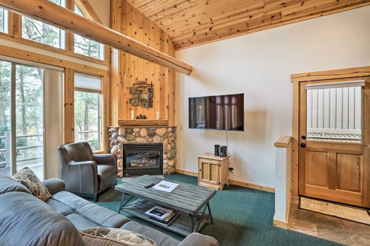 Chalet At Running Y Resort With Wraparound Deck! Klamath Falls Esterno foto